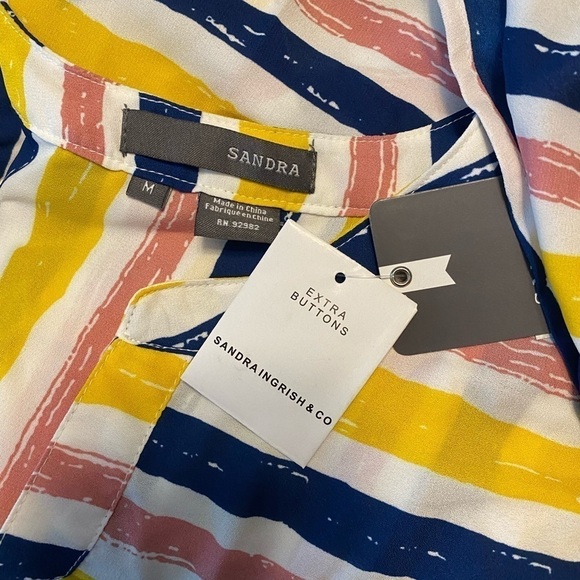 Sandra split neck sleeveless tunic - Picture 6 of 6